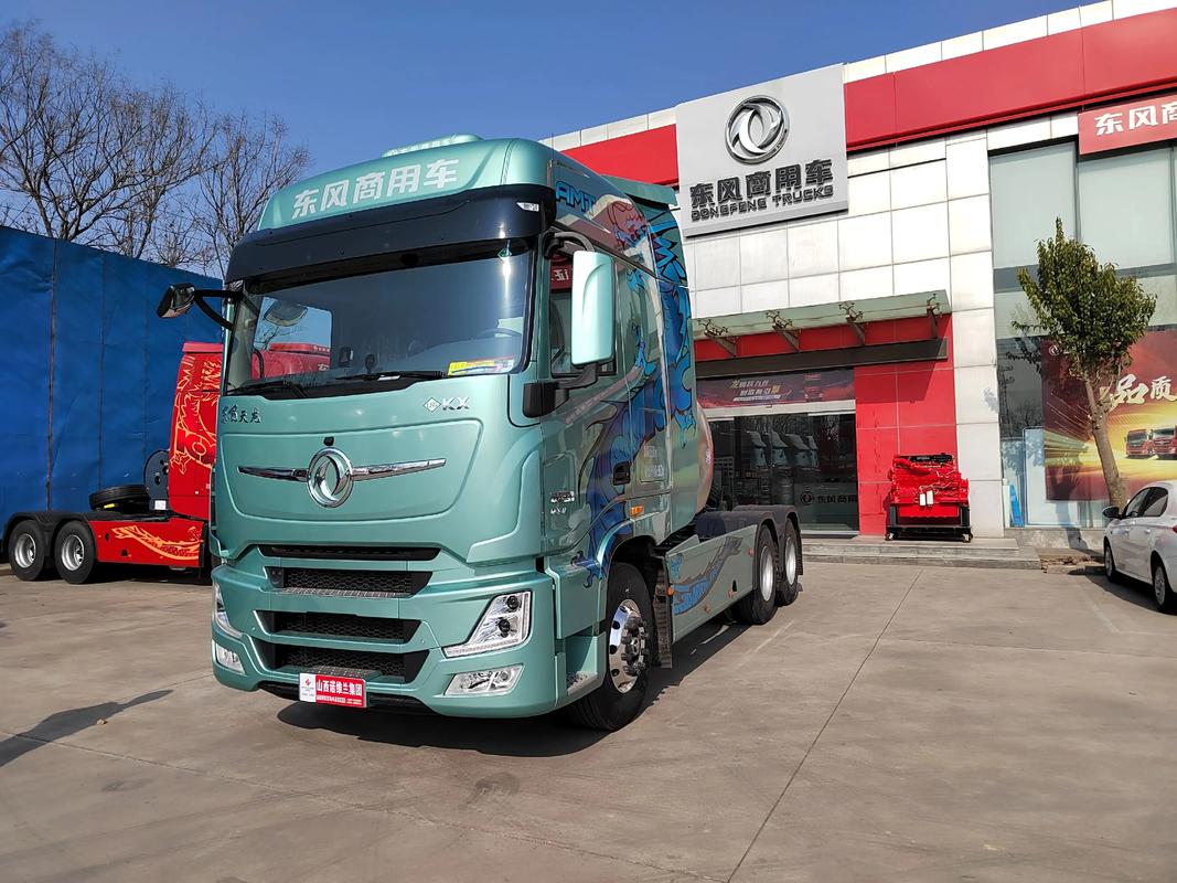 诺维兰东风商用车 龙擎新一代高效智慧动力链加持，天龙旗舰63重塑高效物流新标杆